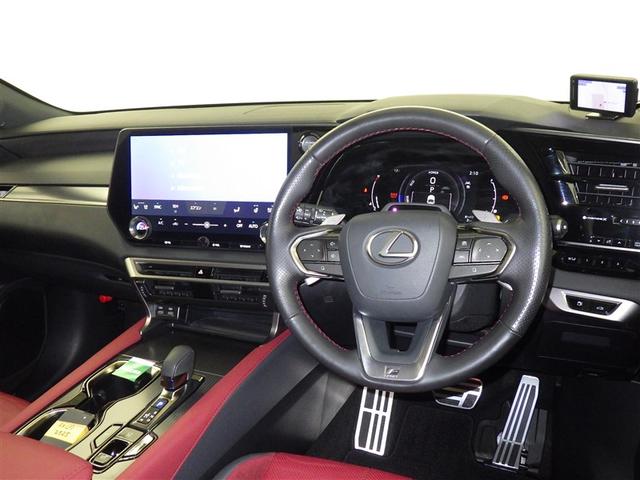 ＲＸ ＲＸ５００ｈ　Ｆスポーツパフォーマンス　レクサス認定中古車ＣＰＯ　２１インチアルミホイール　ルーフレール　パノラマルーフ　輻射ヒーター　フロアマット有　ナンバーフレーム　ドライブレコーダー（純正）　社外レーダー有（9枚目）