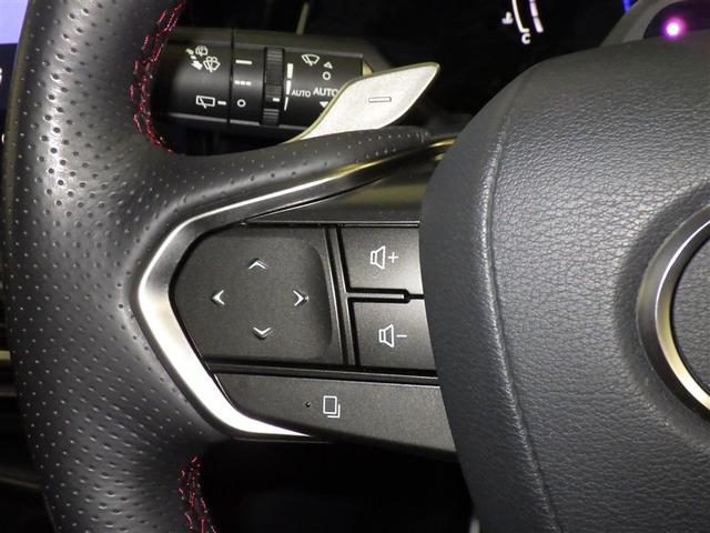 ＲＸ ＲＸ５００ｈ　Ｆスポーツパフォーマンス　レクサス認定中古車ＣＰＯ　２１インチアルミホイール　ルーフレール　パノラマルーフ　輻射ヒーター　フロアマット有　ナンバーフレーム　ドライブレコーダー（純正）　社外レーダー有（15枚目）