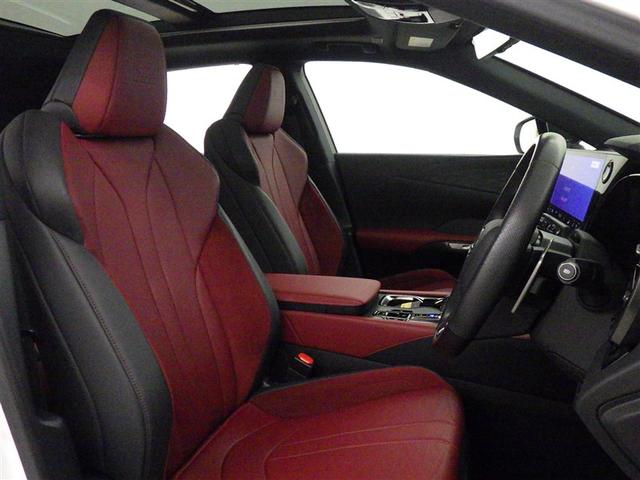 ＲＸ ＲＸ５００ｈ　Ｆスポーツパフォーマンス　レクサス認定中古車ＣＰＯ　２１インチアルミホイール　ルーフレール　パノラマルーフ　輻射ヒーター　フロアマット有　ナンバーフレーム　ドライブレコーダー（純正）　社外レーダー有（18枚目）