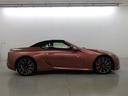LEXUSの中古車=認定中古車ではありません。LEXUSが定めた厳格な認定基準である、初度登録から7年以内、かつ走行距離10万km以内のLEXUS車のみを扱っています。