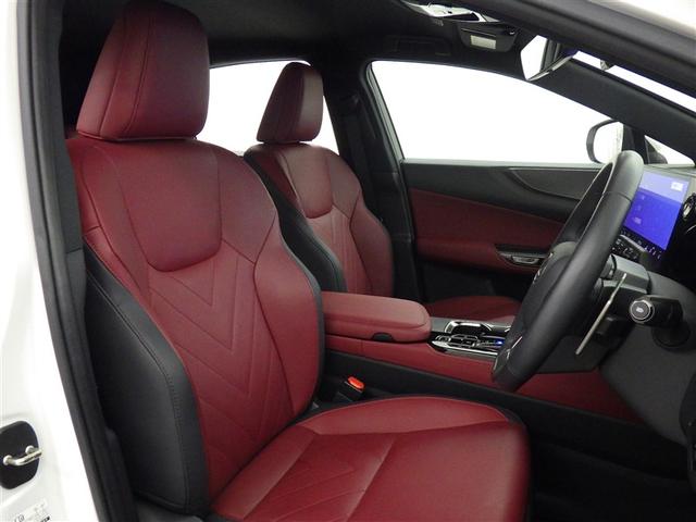 ＮＸ ＮＸ３５０ｈ　バージョンＬ　レクサス認定中古車ＣＰＯ　２０インチアルミホイール　パーキングサポートブレーキ　パノラミックビューモニター　おくだけ充電　フロアマット（純正）　ナンバーフレーム　ドライブレコーダー（純正）（18枚目）