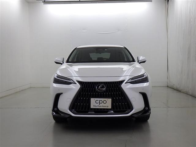 ＮＸ ＮＸ３５０ｈ　バージョンＬ　レクサス認定中古車ＣＰＯ　Ａｄｖａｎｃｅｄ　Ｐａｒｋ　デジタルキー　パノラミックビューモニター　デジタルインナーミラー　本革／ブラック／アッシュ（オープンフィニッシュ／墨ブラック）（8枚目）