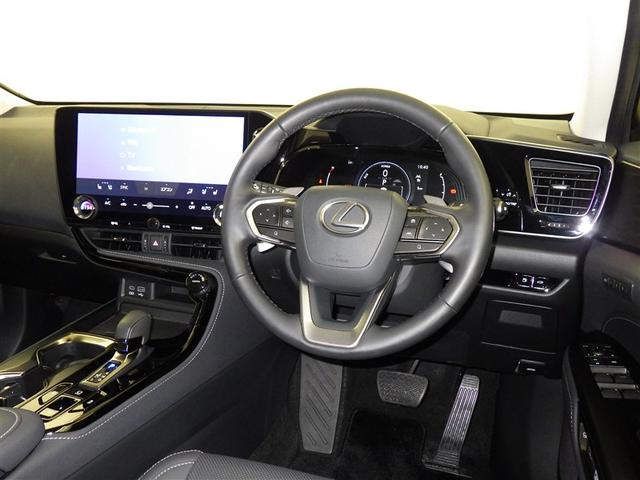 ＮＸ ＮＸ３５０ｈ　バージョンＬ　レクサス認定中古車ＣＰＯ　Ａｄｖａｎｃｅｄ　Ｐａｒｋ　デジタルキー　パノラミックビューモニター　デジタルインナーミラー　本革／ブラック／アッシュ（オープンフィニッシュ／墨ブラック）（9枚目）