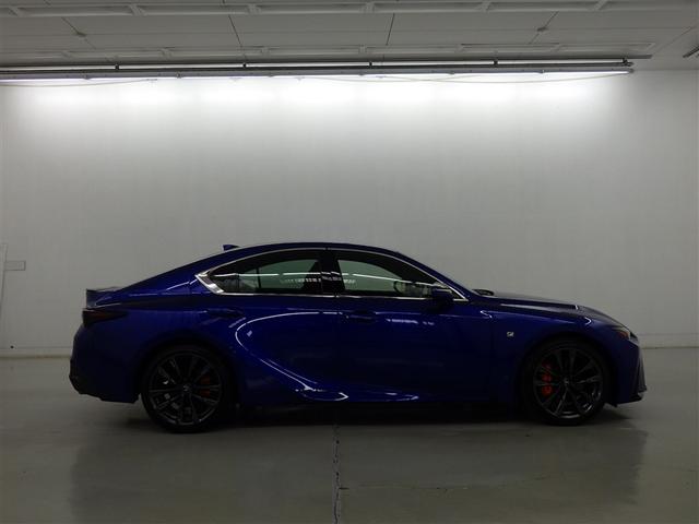 ＩＳ ＩＳ３５０　Ｆスポーツ　レクサス認定中古車ＣＰＯ　ムーンルーフ　寒冷地仕様　パノラミックビューモニター　Ｆ専用オレンジブレーキキャリパー　三眼フルＬＥＤヘッドランプ　ＬＥＤフロントターンシグナルランプ（7枚目）