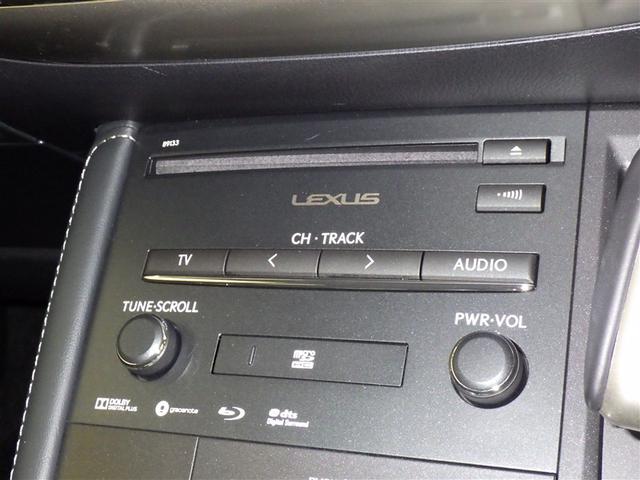 ２４ヶ月点検の項目を含めた９０項目以上の点検・整備を実施。納車前の最終点検では「レクサスＣＰＯ納車前確認シート」を発行します。