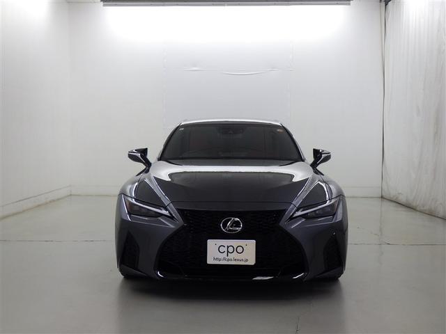 ＩＳ ＩＳ３５０　Ｆスポーツ　レクサス認定中古車ＣＰＯ　後席サイドエアバッグ　１９インチアルミホイール　三眼フルＬＥＤヘッドランプ　ＬＥＤフロントターンシグナルランプ　フロアマット（純正）　リヤガラス３面フイルム（8枚目）