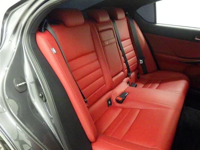 ＩＳ ＩＳ３５０　Ｆスポーツ　レクサス認定中古車ＣＰＯ　後席サイドエアバッグ　１９インチアルミホイール　三眼フルＬＥＤヘッドランプ　ＬＥＤフロントターンシグナルランプ　フロアマット（純正）　リヤガラス３面フイルム（19枚目）