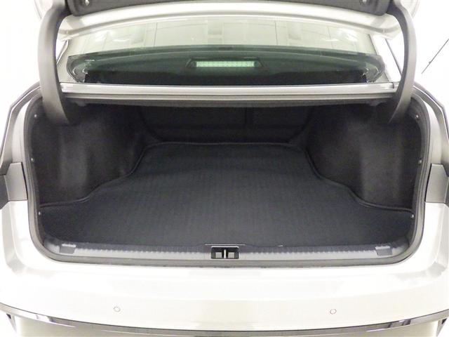 ＩＳ ＩＳ３００　ＦスポーツモードブラックＩＩＩ　レクサス認定中古車ＣＰＯ　パンク修理キット（スペアタイヤレス）　パノラミックビューモニター　Ｆ専用オレンジブレーキキャリパー　フロアマット（純正）　ナンバーフレーム　ドライブレコーダー（純正／前後）（21枚目）