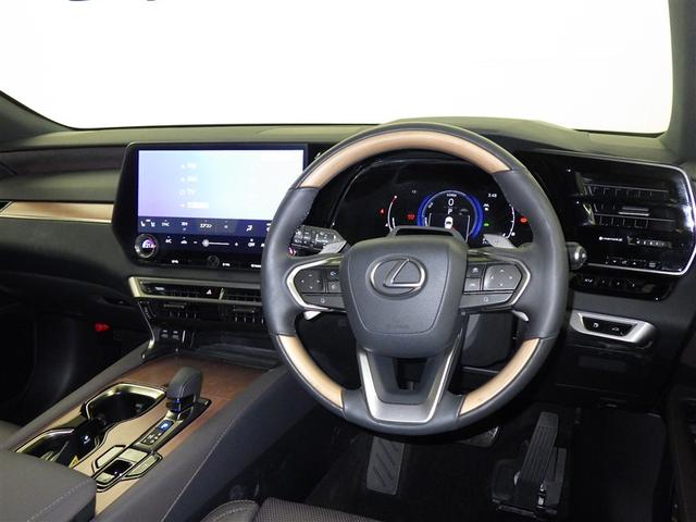ＲＸ ＲＸ３５０ｈ　バージョンＬ　レクサス認定中古車ＣＰＯ　ルーフレール　パノラマルーフ　おくだけ充電　デジタルインナーミラー　ドライブレコーダー　セミアニリン本革／ダークセピア／バンブー（マットフィニッシュ／ミディアムブラウン）（9枚目）