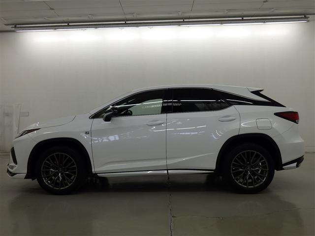ＲＸ ＲＸ３００　Ｆスポーツ　レクサス認定中古車ＣＰＯ　パノラミックビューモニター　Ｆ　ＳＰＯＲＴ専用本革／Ｆ　ＳＰＯＲＴ専用ブラック／Ｆ　ＳＰＯＲＴ専用本アルミ　フロアマット（純正）　ナンバーフレーム　ドライブレコーダー（6枚目）