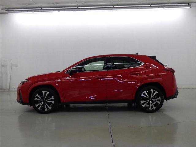 ＵＸ ＵＸ２５０ｈ　Ｆスポーツエモーショナルエクスプローラ　レクサス認定中古車ＣＰＯ　ＩＴＳ　Ｃｏｎｎｅｃｔ　ヘッドアップディスプレイ　三眼フルＬＥＤヘッドランプ　アクセサリーコンセント　ＡＣ１００Ｖ・１５００Ｗ　フロアマット（純正）　ドライブレコーダー（6枚目）