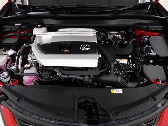 ＵＸ ＵＸ２５０ｈ　Ｆスポーツエモーショナルエクスプローラ　レクサス認定中古車ＣＰＯ　ＩＴＳ　Ｃｏｎｎｅｃｔ　ヘッドアップディスプレイ　三眼フルＬＥＤヘッドランプ　アクセサリーコンセント　ＡＣ１００Ｖ・１５００Ｗ　フロアマット（純正）　ドライブレコーダー（20枚目）