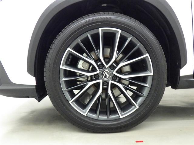 �y���N�T�X�I�[�i�[�Y�J�[�h�z�k�d�w�t�r�I�[�i�[�̏؂ƂȂ�I���W�i���J�[�h�B�S���̃��N�T�X�̔��X�ŃJ�[�h�����񎦂���������΁A�X���[�Y�Ȏ�t�Ɠ_���␮���̗��������p�����œK�ȃ����e�i���X���s���܂��B