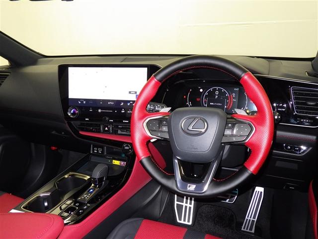 全国の販売店ネットワークを活かした豊富な在庫数や充実の保証、ＬＥＸＵＳオーナーとしての各種サービスも備えています。