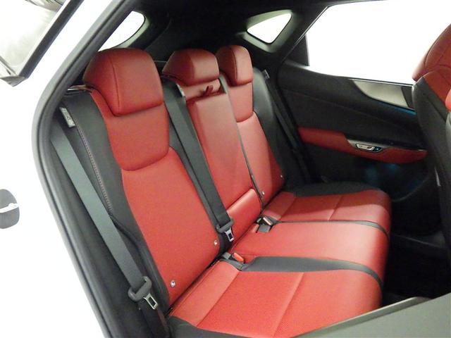 最良のコンディションでお乗りいただくために、ＬＥＸＵＳ車に精通したテクニカルスタッフがメンテナンスを実施。