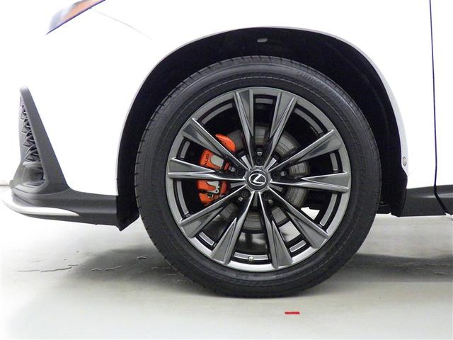 �y���N�T�X�I�[�i�[�Y�J�[�h�z�k�d�w�t�r�I�[�i�[�̏؂ƂȂ�I���W�i���J�[�h�B�S���̃��N�T�X�̔��X�ŃJ�[�h�����񎦂���������΁A�X���[�Y�Ȏ�t�Ɠ_���␮���̗��������p�����œK�ȃ����e�i���X���s���܂��B