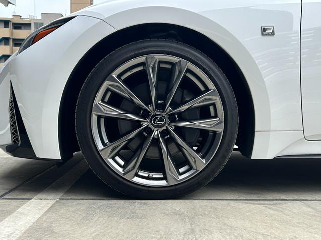 IS IS300h Fスポーツ レクサス認定中古車CPO 後席サイドエアバッグ ムーンルーフ フルLEDヘッドランプ パノラミックビューモニター フロアマット(純正) サイドバイザー ナンバーフレーム ドライブレコーダー(24枚目)