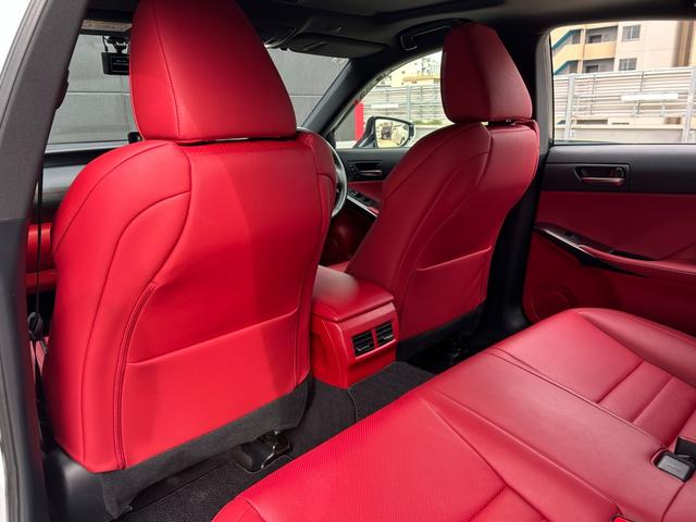 IS IS300h Fスポーツ レクサス認定中古車CPO 後席サイドエアバッグ ムーンルーフ フルLEDヘッドランプ パノラミックビューモニター フロアマット(純正) サイドバイザー ナンバーフレーム ドライブレコーダー(60枚目)