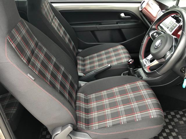 アップ！ アップ！ＧＴＩ　６速ＭＴ／バックカメラ／クルーズコントロール／シートヒーター／マルチファンクションステアリング／ＧＴＩ専用チェックシート／ＧＴＩ専用アルミホイール／キーレス／ＥＴＣ／オートエアコン（32枚目）