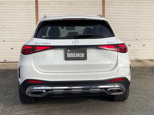 GLC GLC350e4MスポツEDスタAMGレザエクスクP ワンオーナー/禁煙車/エアサス/ナビ/ブラックレザー/シートヒーター/パノラミックSR/パークセンサー/デジタルライト/ハンズフリーテールゲート/ヘッドアップディスプレイ/スペアキー/MP202402(24枚目)