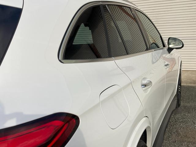 GLC GLC350e4MスポツEDスタAMGレザエクスクP ワンオーナー/禁煙車/エアサス/ナビ/ブラックレザー/シートヒーター/パノラミックSR/パークセンサー/デジタルライト/ハンズフリーテールゲート/ヘッドアップディスプレイ/スペアキー/MP202402(26枚目)