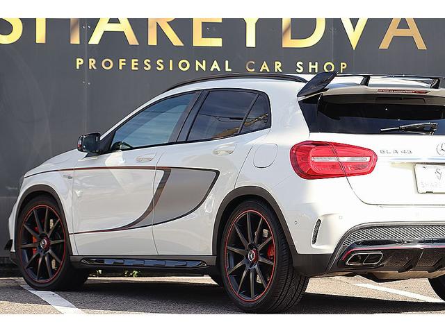 GLAクラス GLA45 AMG 4マチック エディション1 600台限定車 マットブラック20インチAMGアルミ エディション1専用エアロパーツ AMGパフォーマンスシート ブルメスターサウンド AMG パフォーマンスステアリング レーダーセーフティPKG(14枚目)