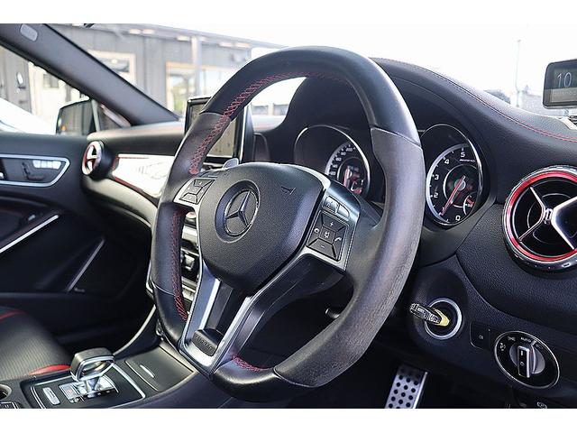 GLAクラス GLA45 AMG 4マチック エディション1 600台限定車 マットブラック20インチAMGアルミ エディション1専用エアロパーツ AMGパフォーマンスシート ブルメスターサウンド AMG パフォーマンスステアリング レーダーセーフティPKG(38枚目)