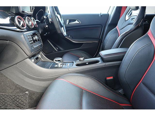 GLAクラス GLA45 AMG 4マチック エディション1 600台限定車 マットブラック20インチAMGアルミ エディション1専用エアロパーツ AMGパフォーマンスシート ブルメスターサウンド AMG パフォーマンスステアリング レーダーセーフティPKG(46枚目)