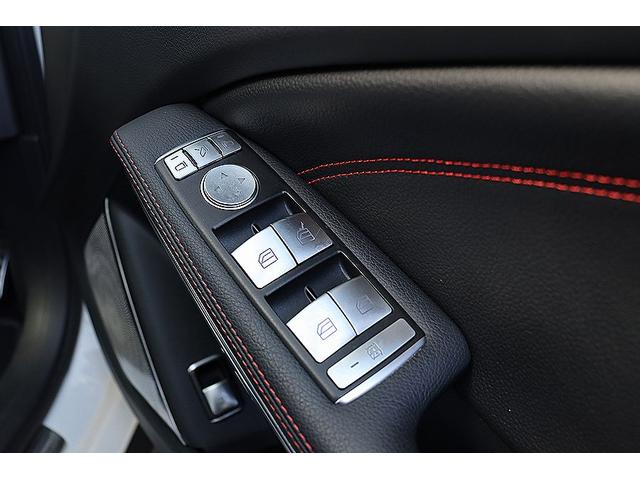 GLAクラス GLA45 AMG 4マチック エディション1 600台限定車 マットブラック20インチAMGアルミ エディション1専用エアロパーツ AMGパフォーマンスシート ブルメスターサウンド AMG パフォーマンスステアリング レーダーセーフティPKG(56枚目)