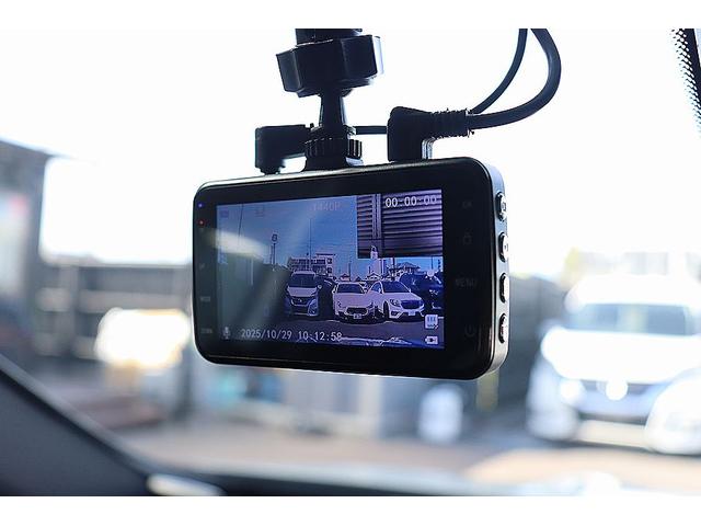 GLAクラス GLA45 AMG 4マチック エディション1 600台限定車 マットブラック20インチAMGアルミ エディション1専用エアロパーツ AMGパフォーマンスシート ブルメスターサウンド AMG パフォーマンスステアリング レーダーセーフティPKG(57枚目)