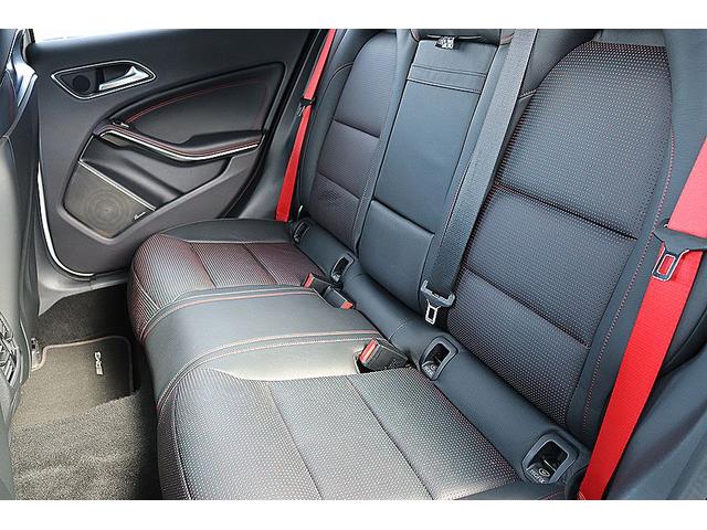 GLAクラス GLA45 AMG 4マチック エディション1 600台限定車 マットブラック20インチAMGアルミ エディション1専用エアロパーツ AMGパフォーマンスシート ブルメスターサウンド AMG パフォーマンスステアリング レーダーセーフティPKG(64枚目)