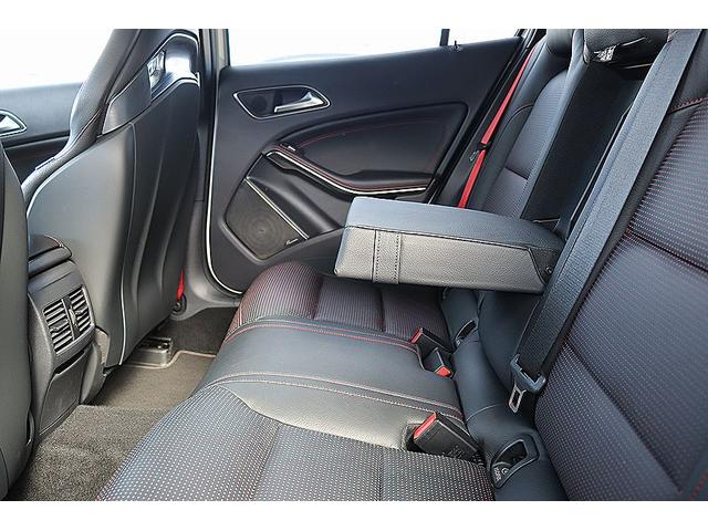 GLAクラス GLA45 AMG 4マチック エディション1 600台限定車 マットブラック20インチAMGアルミ エディション1専用エアロパーツ AMGパフォーマンスシート ブルメスターサウンド AMG パフォーマンスステアリング レーダーセーフティPKG(65枚目)