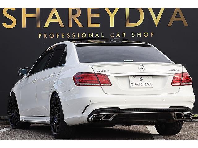 Eクラス E250 アバンギャルド パナメリカーナグリル AMG4本出しマフラー(カッター) AMGリアディフューザー カーボンサイドミラー カールソン20インチAW 360度カメラ ETC レーダーセーフティPKG ルーフスポイラー(4枚目)
