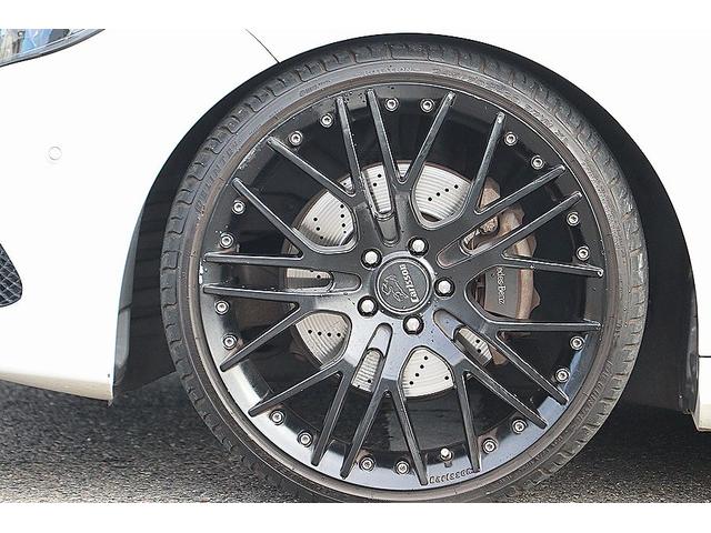 Eクラス E250 アバンギャルド パナメリカーナグリル AMG4本出しマフラー(カッター) AMGリアディフューザー カーボンサイドミラー カールソン20インチAW 360度カメラ ETC レーダーセーフティPKG ルーフスポイラー(5枚目)