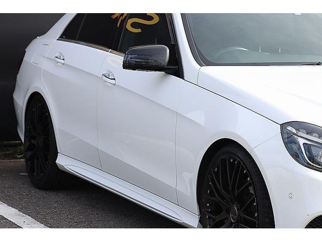 Eクラス E250 アバンギャルド パナメリカーナグリル AMG4本出しマフラー(カッター) AMGリアディフューザー カーボンサイドミラー カールソン20インチAW 360度カメラ ETC レーダーセーフティPKG ルーフスポイラー(22枚目)