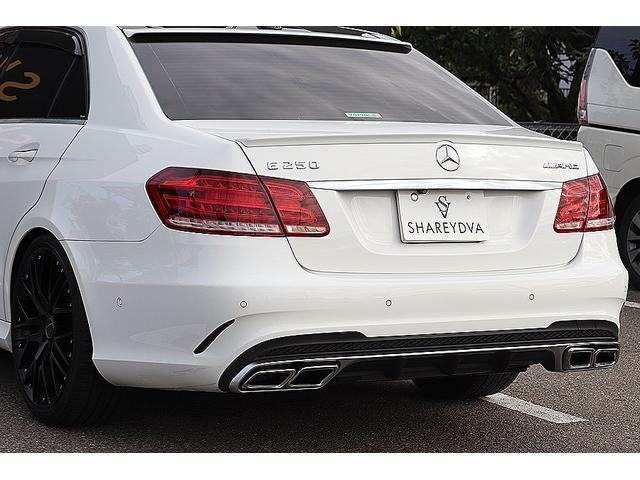 Eクラス E250 アバンギャルド パナメリカーナグリル AMG4本出しマフラー(カッター) AMGリアディフューザー カーボンサイドミラー カールソン20インチAW 360度カメラ ETC レーダーセーフティPKG ルーフスポイラー(32枚目)