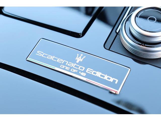 ギブリ ベースグレード　限定車スカテナート　ブルーブレーキキャリパー　２１インチＦｏｒｇｅｄアルミ　カーボントランクスポイラー・ドアミラー・グリル　車高調　シートヒーター　ピアノブラックトリム　ＡｐｐｌｅＣａｒＰｌａｙ（6枚目）