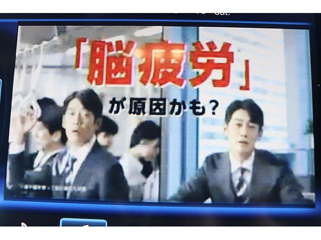 ギブリ ベースグレード　限定車スカテナート　ブルーブレーキキャリパー　２１インチＦｏｒｇｅｄアルミ　カーボントランクスポイラー・ドアミラー・グリル　車高調　シートヒーター　ピアノブラックトリム　ＡｐｐｌｅＣａｒＰｌａｙ（45枚目）