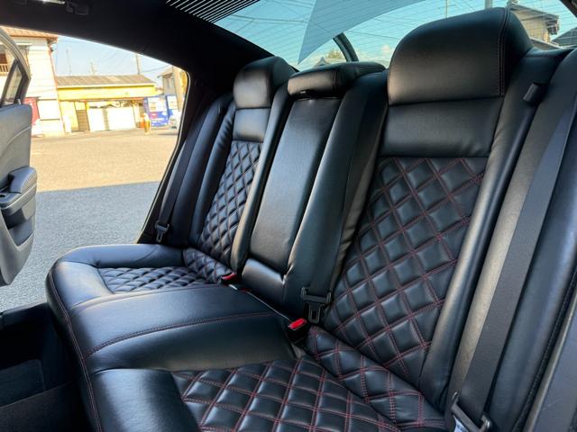 ダッジ・チャージャー SE 3.6 左ハンドル 20011yモデル 管理ユーザー買取 革シート張り替 スマートキー プッシュスタート SRT専用20インチAW BluetoothETCパワーシートBパッド交換ボディー撥水施行済み(14枚目)