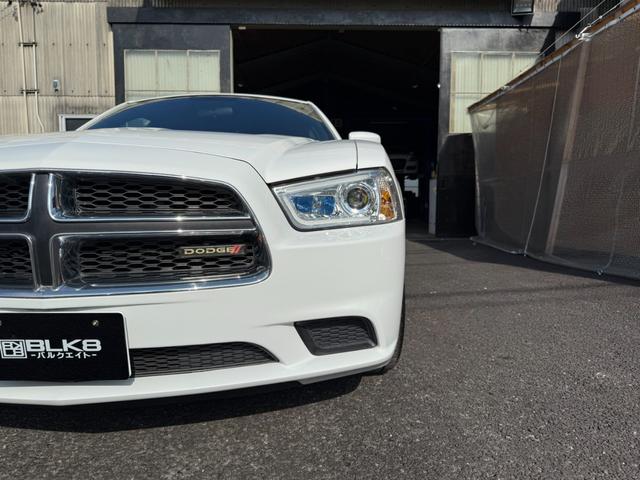 ダッジ・チャージャー SE 3.6 左ハンドル 20011yモデル 管理ユーザー買取 革シート張り替 スマートキー プッシュスタート SRT専用20インチAW BluetoothETCパワーシートBパッド交換ボディー撥水施行済み(35枚目)