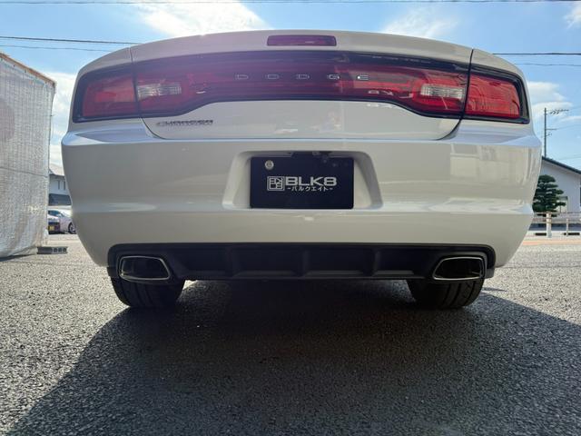 ダッジ・チャージャー SE 3.6 左ハンドル 20011yモデル 管理ユーザー買取 革シート張り替 スマートキー プッシュスタート SRT専用20インチAW BluetoothETCパワーシートBパッド交換ボディー撥水施行済み(44枚目)