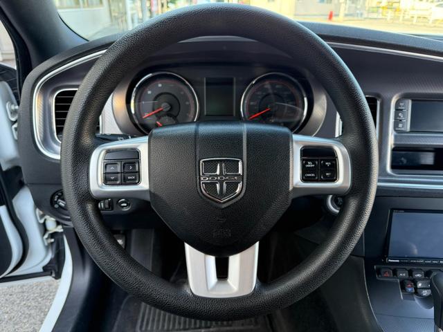 ダッジ・チャージャー SE 3.6 左ハンドル 20011yモデル 管理ユーザー買取 革シート張り替 スマートキー プッシュスタート SRT専用20インチAW BluetoothETCパワーシートBパッド交換ボディー撥水施行済み(53枚目)