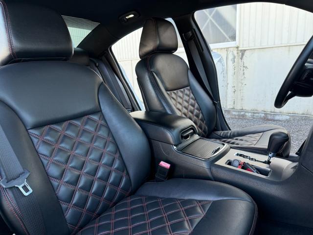 ダッジ・チャージャー SE 3.6 左ハンドル 20011yモデル 管理ユーザー買取 革シート張り替 スマートキー プッシュスタート SRT専用20インチAW BluetoothETCパワーシートBパッド交換ボディー撥水施行済み(58枚目)