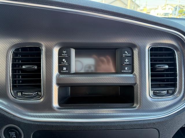 ダッジ・チャージャー SE 3.6 左ハンドル 20011yモデル 管理ユーザー買取 革シート張り替 スマートキー プッシュスタート SRT専用20インチAW BluetoothETCパワーシートBパッド交換ボディー撥水施行済み(68枚目)