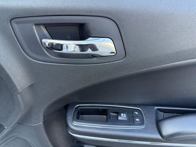 ダッジ・チャージャー SE 3.6 左ハンドル 20011yモデル 管理ユーザー買取 革シート張り替 スマートキー プッシュスタート SRT専用20インチAW BluetoothETCパワーシートBパッド交換ボディー撥水施行済み(75枚目)