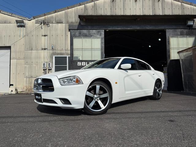 ダッジ・チャージャー SE 3.6 左ハンドル 20011yモデル 管理ユーザー買取 革シート張り替 スマートキー プッシュスタート SRT専用20インチAW BluetoothETCパワーシートBパッド交換ボディー撥水施行済み(80枚目)