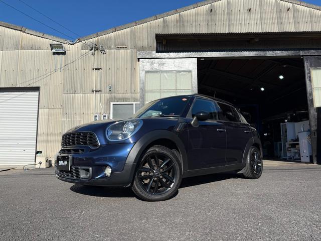 ＭＩＮＩ クーパーＳ　クロスオーバー　クロスオーバー　クーパーＳ　右ハンドル　ディーラー車　５人乗り　プッシュスタート　ブラックアロイホイール　ＥＴＣ　２トーンカラー　禁煙車　パワーステアリング　パワーウインドウエアバックＡＢＳ横滑り防止（22枚目）