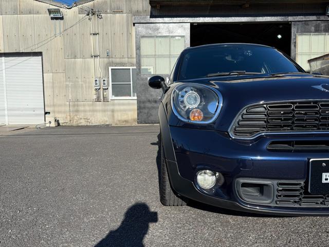 ＭＩＮＩ クーパーＳ　クロスオーバー　クロスオーバー　クーパーＳ　右ハンドル　ディーラー車　５人乗り　プッシュスタート　ブラックアロイホイール　ＥＴＣ　２トーンカラー　禁煙車　パワーステアリング　パワーウインドウエアバックＡＢＳ横滑り防止（34枚目）