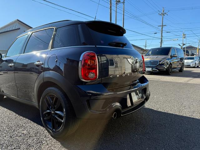 ＭＩＮＩ クーパーＳ　クロスオーバー　クロスオーバー　クーパーＳ　右ハンドル　ディーラー車　５人乗り　プッシュスタート　ブラックアロイホイール　ＥＴＣ　２トーンカラー　禁煙車　パワーステアリング　パワーウインドウエアバックＡＢＳ横滑り防止（43枚目）