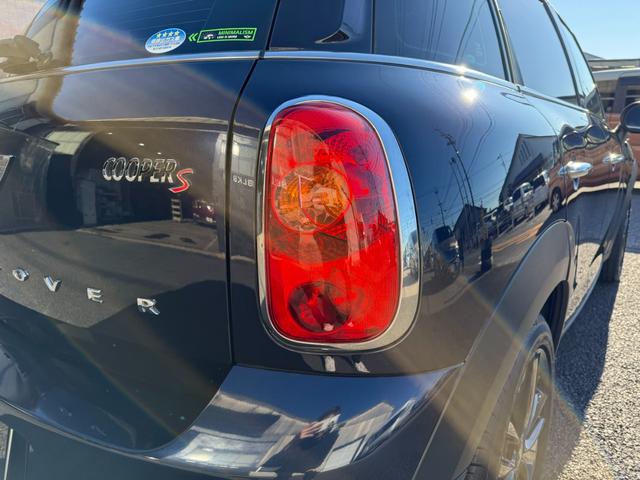 ＭＩＮＩ クーパーＳ　クロスオーバー　クロスオーバー　クーパーＳ　右ハンドル　ディーラー車　５人乗り　プッシュスタート　ブラックアロイホイール　ＥＴＣ　２トーンカラー　禁煙車　パワーステアリング　パワーウインドウエアバックＡＢＳ横滑り防止（48枚目）